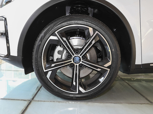 2021DM 2.0T (q)ܰF ݆Ȧ