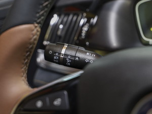 2021DM 2.0T (q)ܰF п؅^(q)