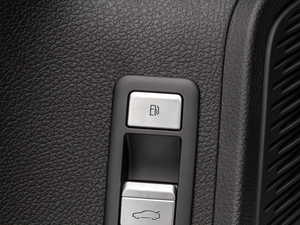 2021DM 2.0T (q)ܰs п؅^(q)