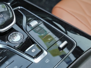 2021DM-i 112KM F п؅^