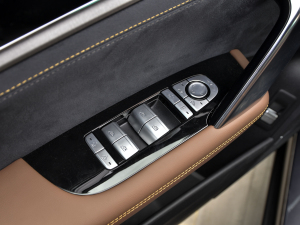 2021(q)ܰs {܇ƅ^(q)	