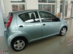 2009款1.0L 尊贵版 整体外观