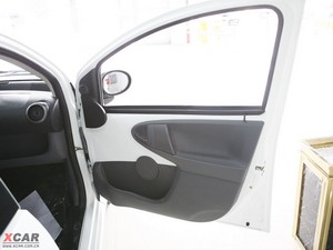 2009款1.0L 舒适版 空间座椅