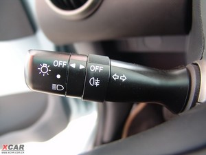 2009款1.0L 尊贵版 中控区