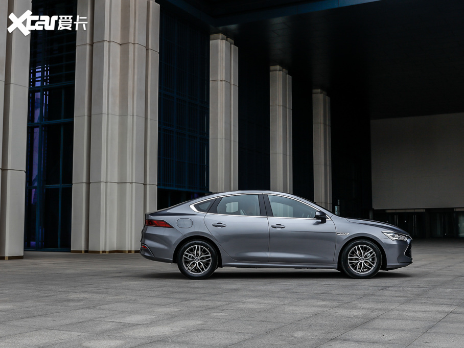 2021PLUS DM-i 120KM Ş