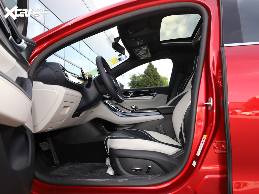 2021PLUS DM-i 55KM Ş