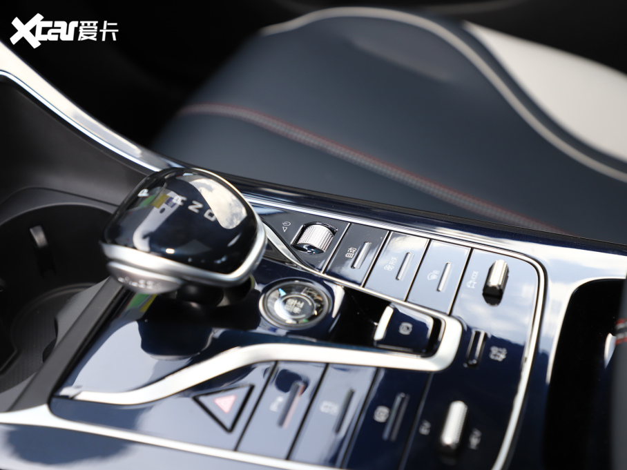 2021PLUS DM-i 55KM Ş