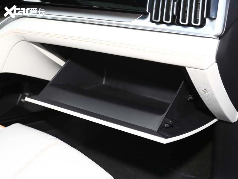 2021PLUSԴ DM-i 110KM Ş