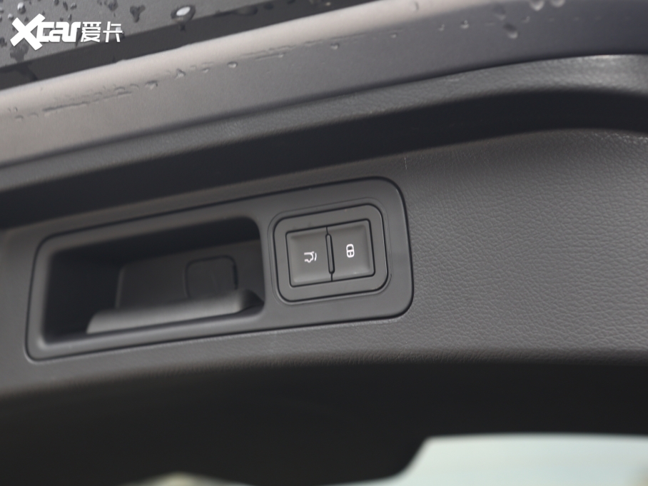 2021PLUSԴ DM-i 110KM Ş