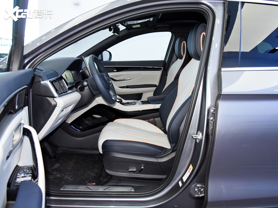 2021PLUSԴ DM-i 110KM ŞPLUS 5G