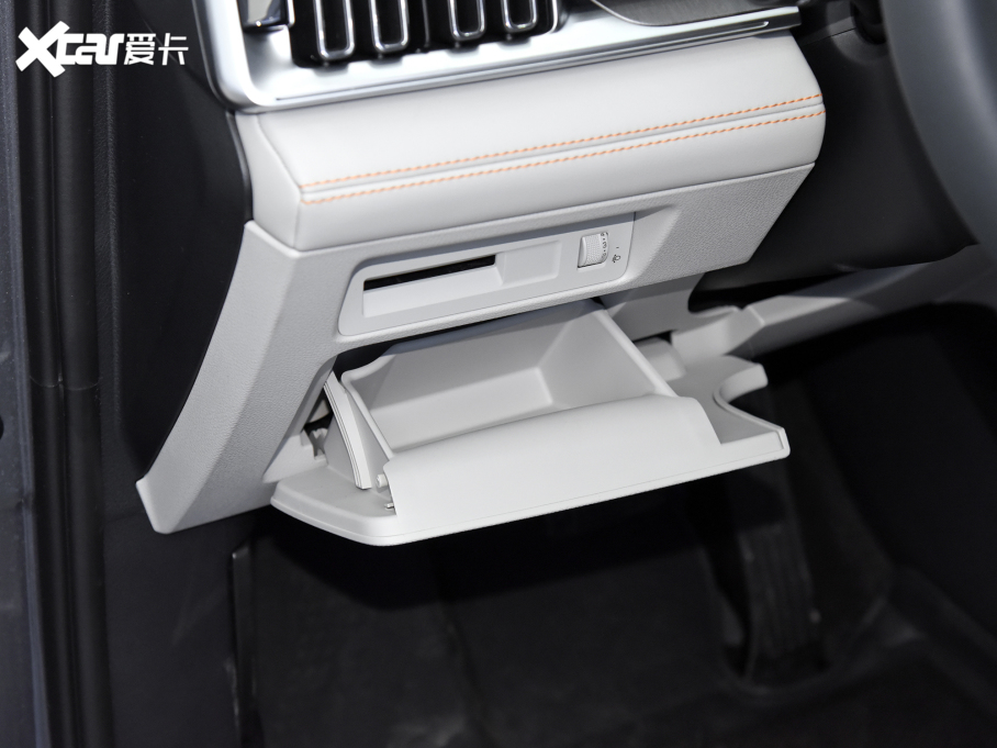 2021PLUSԴ DM-i 110KM ŞPLUS 5G