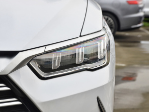 2021款1.5T 自动骁云版豪华型 大灯