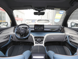 2021款1.5T 自动骁云版精英型 内饰全景
