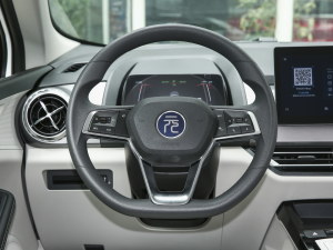 2021款401KM 豪华型 方向盘