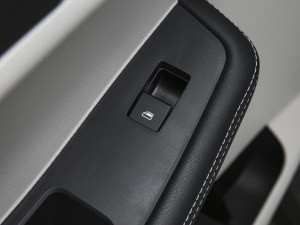 2021401KM A ܇ƅ^(q)