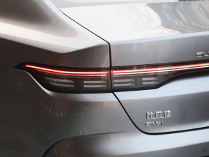 2022DM-i 120KM Ş β