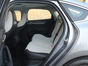 2022DM-i 120KM Ş ſg