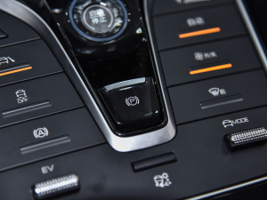 2022DM-i 105KM  v܇Ƅ