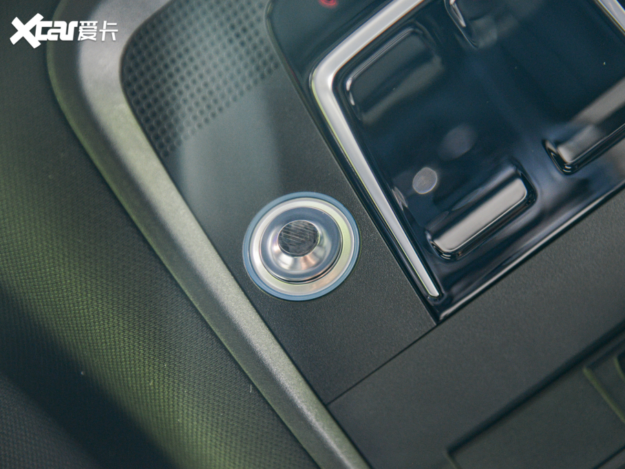 2022 550km ˜m(x)(q)F