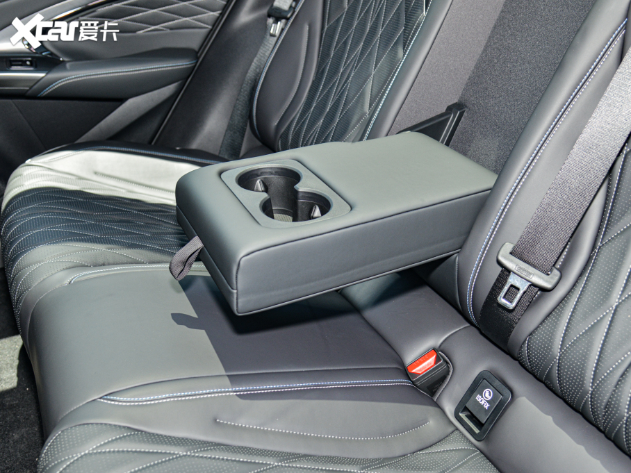 2022 550km ˜m(x)(q)F