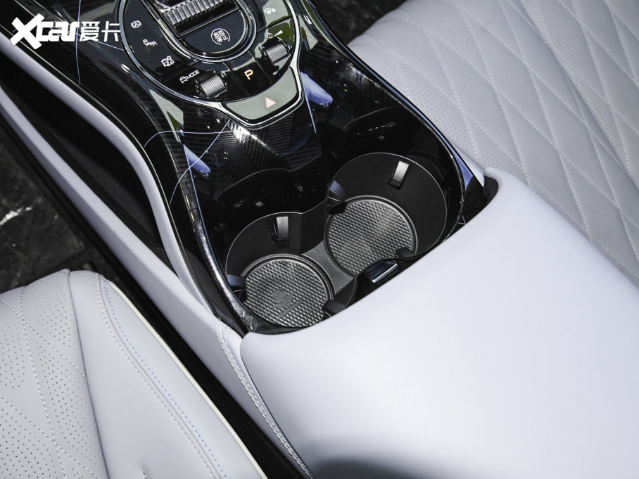 2022 700km Lm(x)(q)