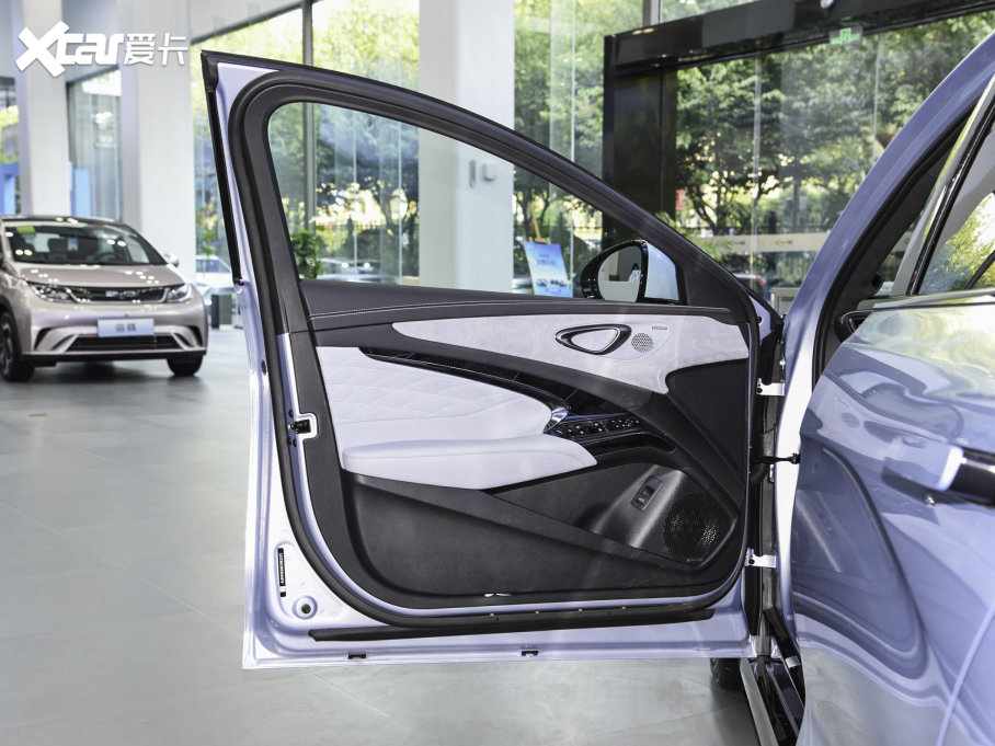 2022 700km Lm(x)(q)