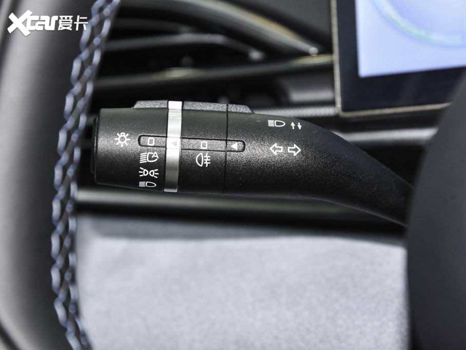 2022 700km Lm(x)(q)