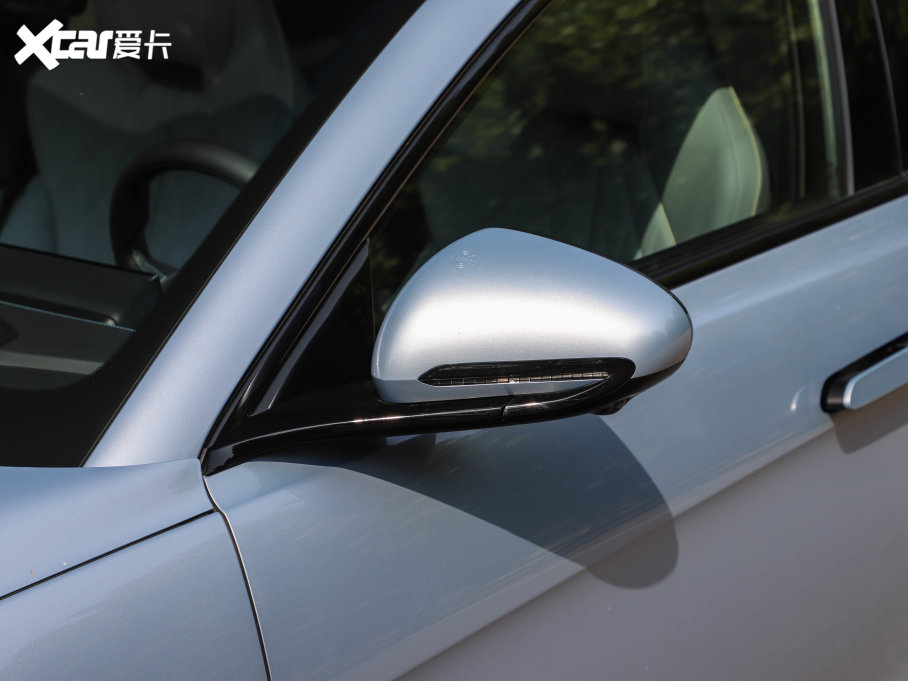 2022 700km Lm(x)(q)