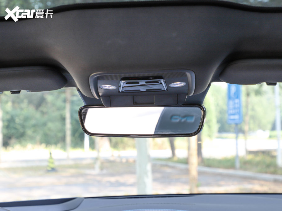 2022 700km Lm(x)(q)