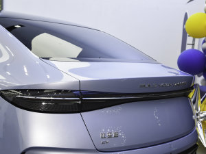 2022700km L(zhng)m(x)(q) (x)(ji)^