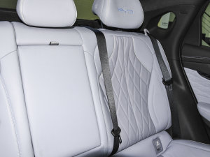 2022700km Lm(x)(q) g