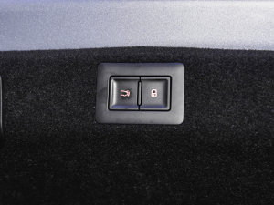 2022700km Lm(x)(q) g