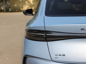 2022700km Lm(x)(q) (ji)^