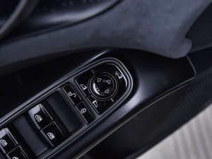 2022550km ˜m澫Ӣ п؅^