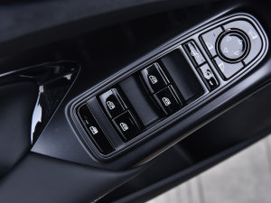 2022550km ˜m澫Ӣ п؅^