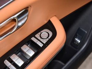 2022DM-i 121KM п؅^