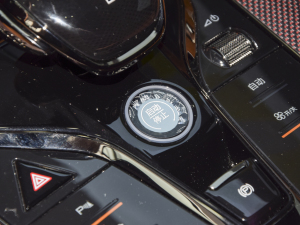 2022DM-i 121KM п؅^