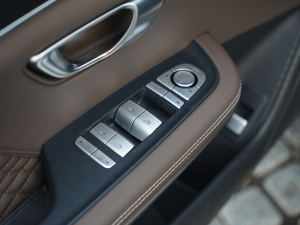 2022EV  715KMǰŞ {܇ƅ^	