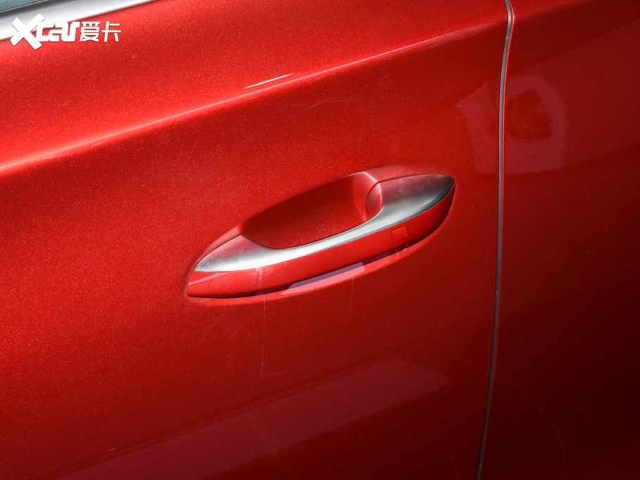 2022Դ DM-p 215KM Ş