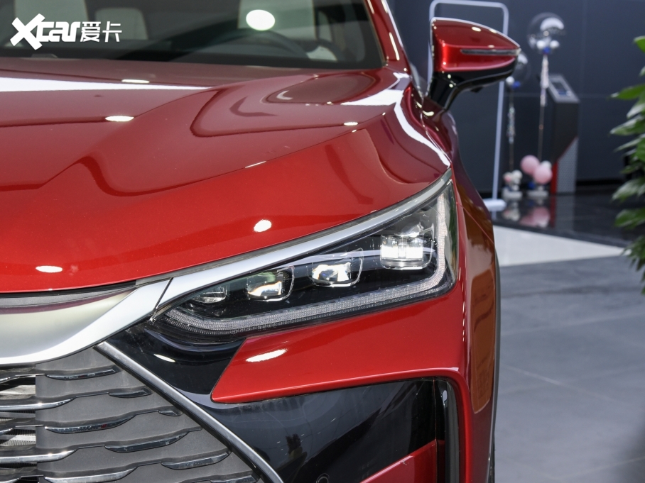 2022Դ DM-p 215KM Ş