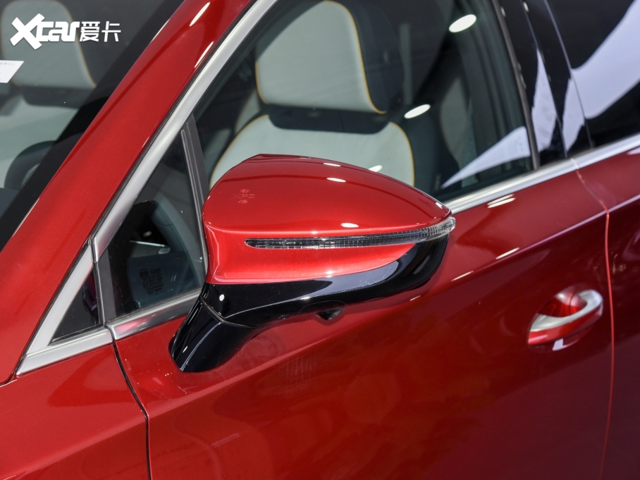 2022Դ DM-p 215KM Ş