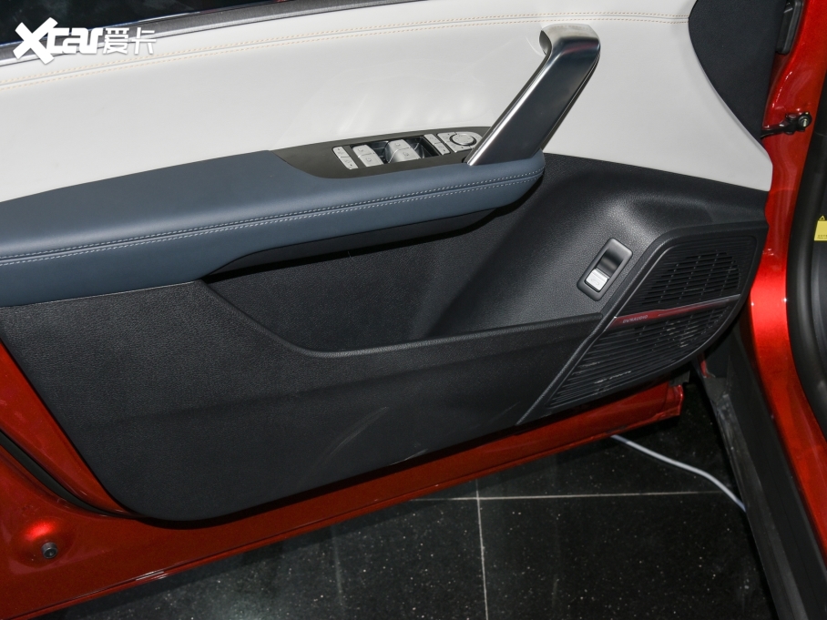 2022Դ DM-p 215KM Ş