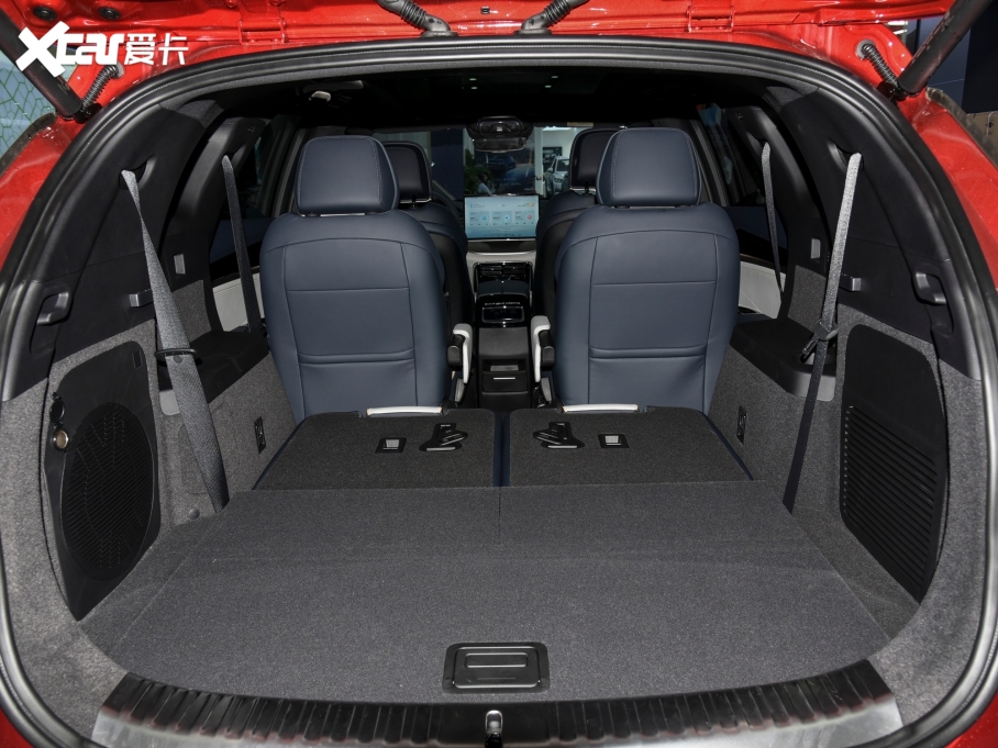 2022Դ DM-p 215KM Ş