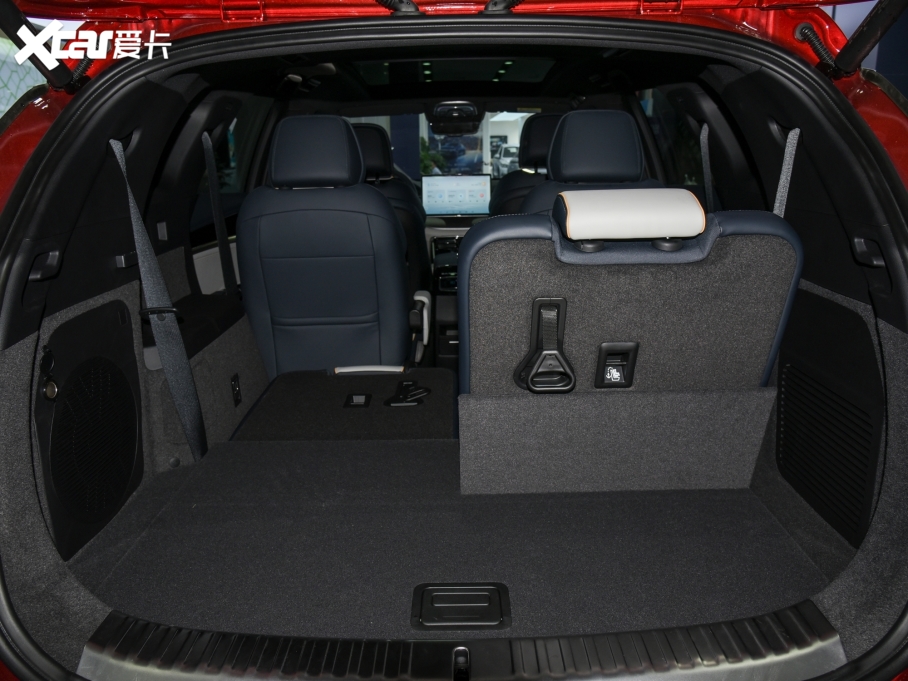 2022Դ DM-p 215KM (q)Ş