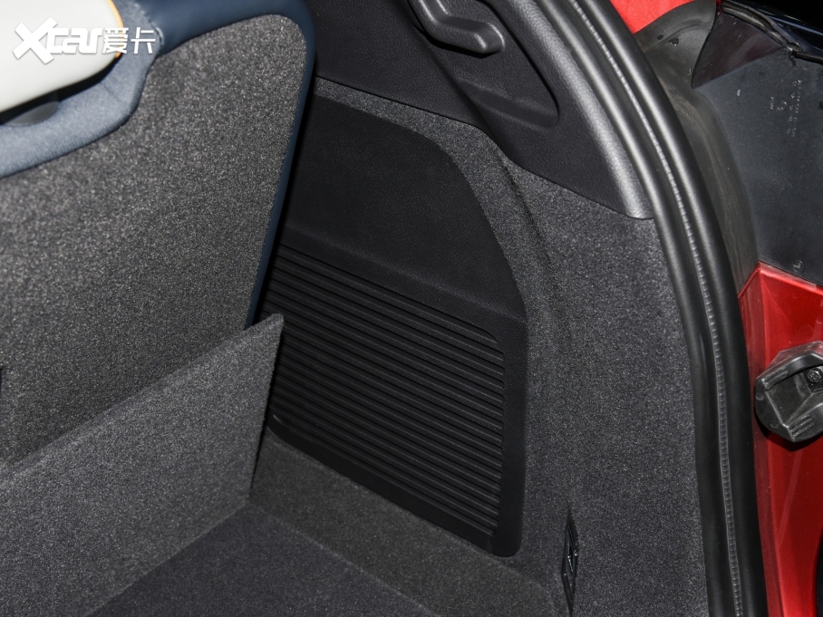 2022Դ DM-p 215KM (q)Ş