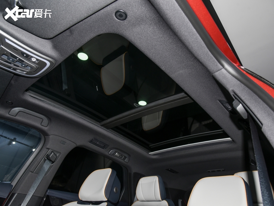 2022Դ DM-p 215KM (q)Ş