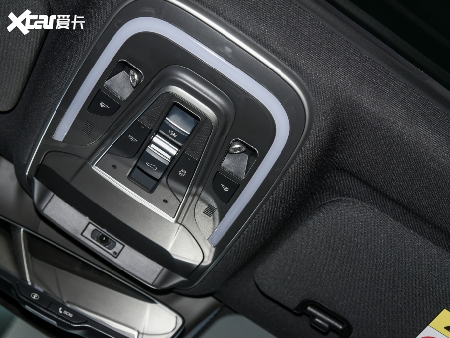 2022Դ DM-p 215KM Ş