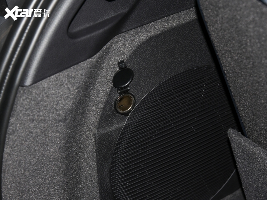 2022Դ DM-p 215KM (q)Ş