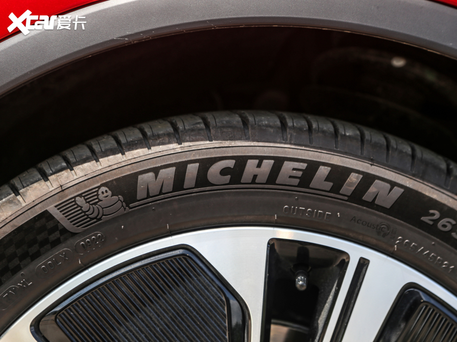 2022Դ DM-p 215KM Ş