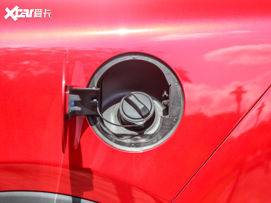 2022Դ DM-p 215KM (q)Ş